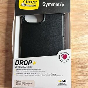 OtterBox Symmetry Series Black Case for iPhone 12 Pro Max
